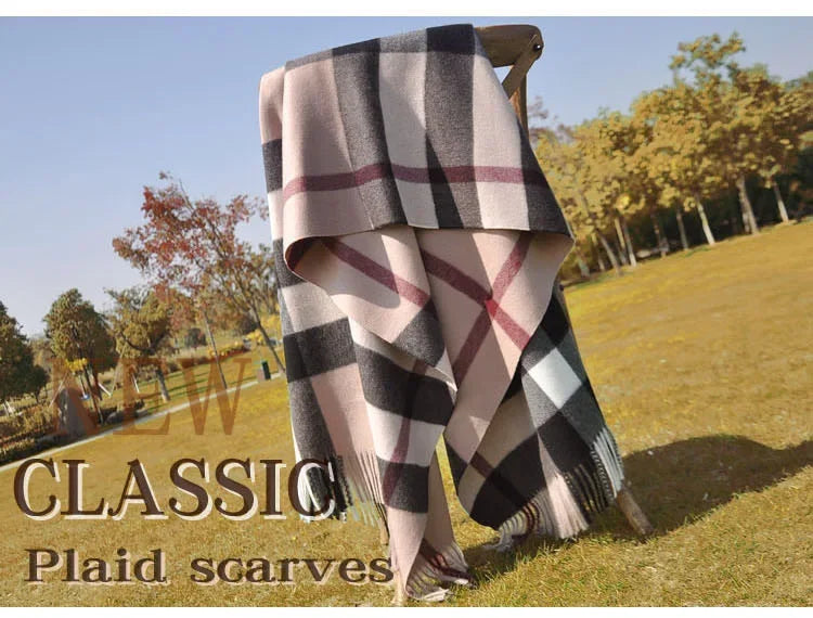 Women's "British Classic" Print Scarf.