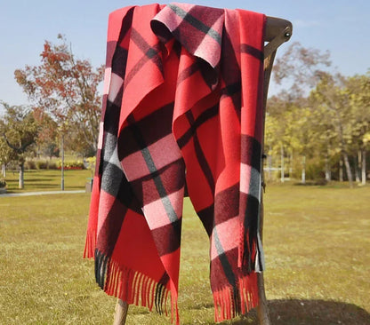 Women's "British Classic" Print Scarf.
