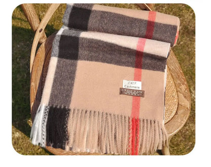 Women's "British Classic" Print Scarf.